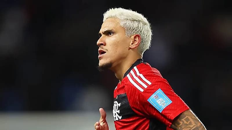 الهلال يبدي رغبته في التعاقد مع بيدرو