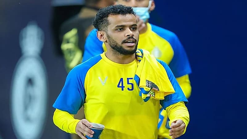 النصر يوقع مخالصة مالية مع عبدالفتاح عسيري