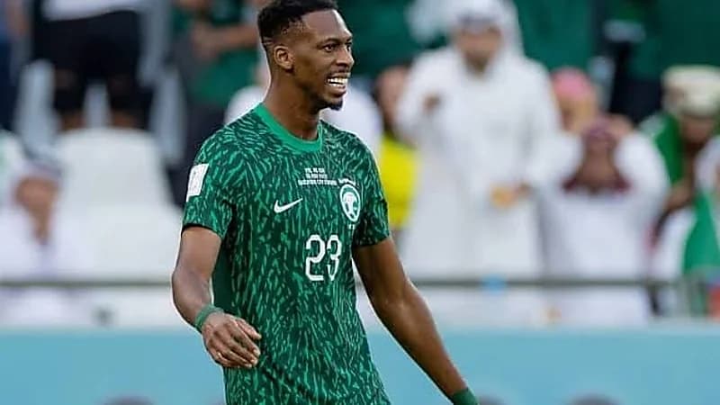 قانوني : مشاركة كنو مع الأخضر والهلال صحيحة