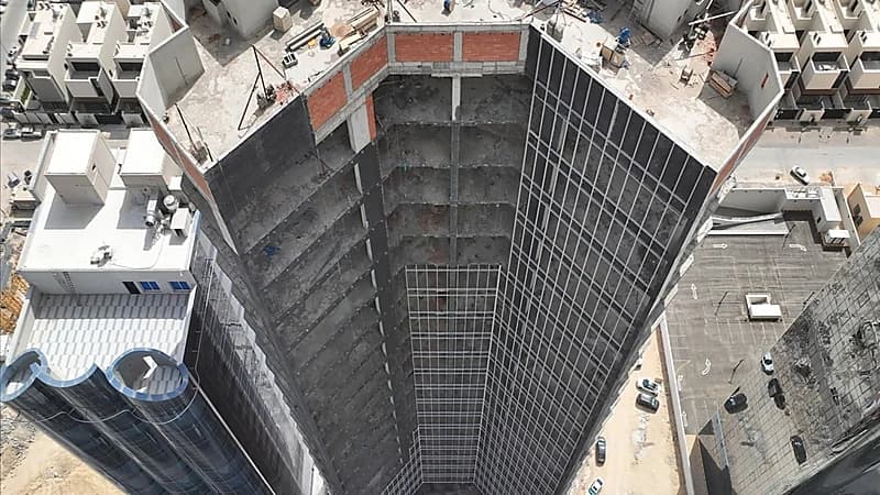 وصول مشروع برج شيخة بالرياض لارتفاعه الكلي.. صور