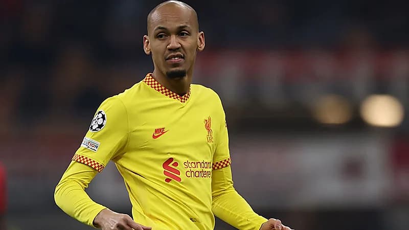 تفاصيل عرض الاتحاد للتعاقد مع مدافع ليفربول فابينهو