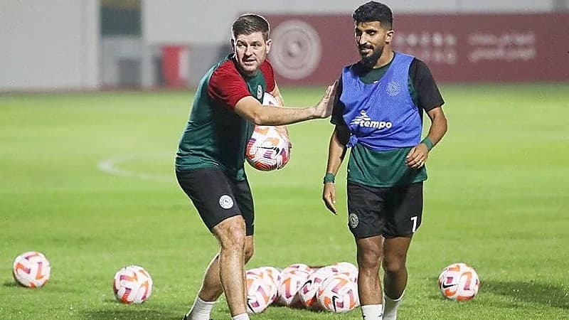 استعباد الكويكبي قبل مواجهة الاتحاد