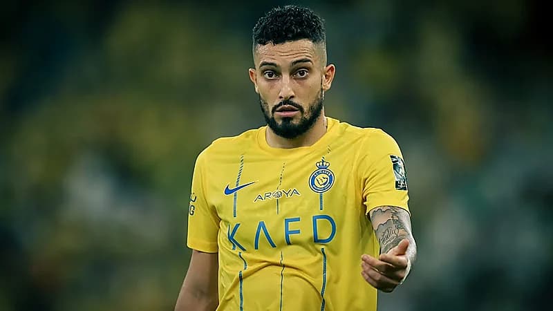 محترف النصر يخضع لعملية جراحية .. صورة