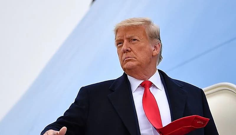 دونالد ترامب يستعد للنزال أمام المصارع الشهير لوغان بول .. فيديو