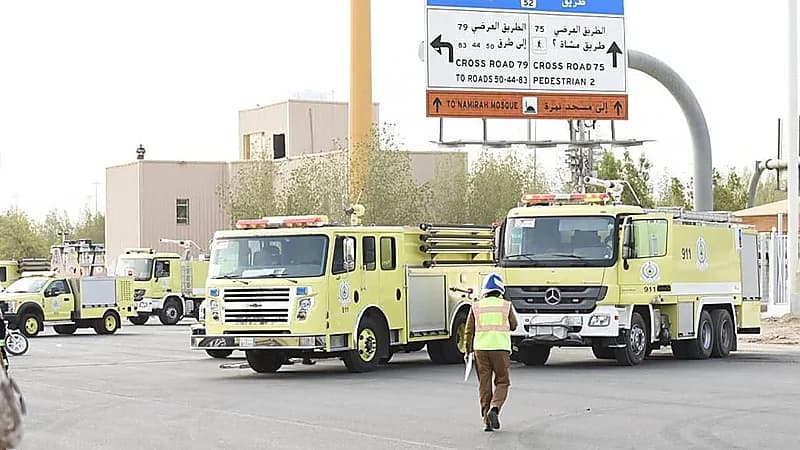 الدفاع المدني يرفع جاهزيته في مشعر عرفة