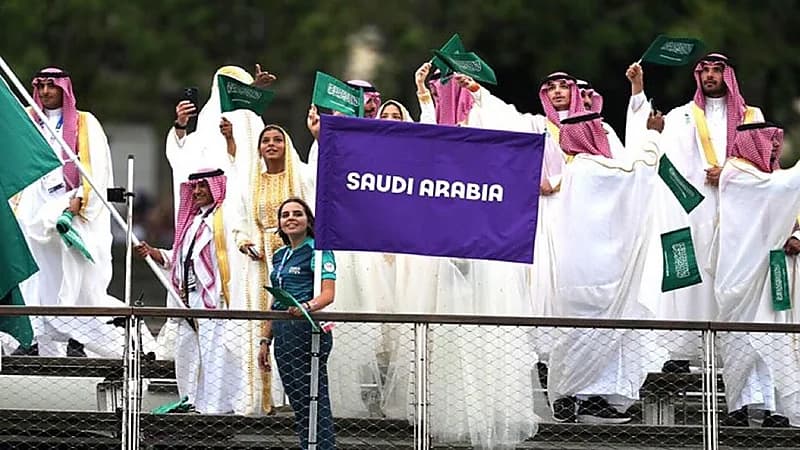 لحظة دخول بعثة المملكة في حفل افتتاح أولمبياد باريس 2024 .. فيديو