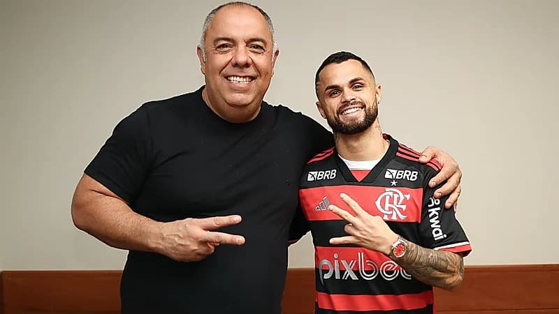 ميشيل : ياسين بونو سيرحل عن الهلال خلال عام .. فيديو