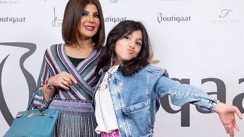 النور إبنة إلهام الفضالة تخطف الأنظار فى احدث ظهور ..فيديو