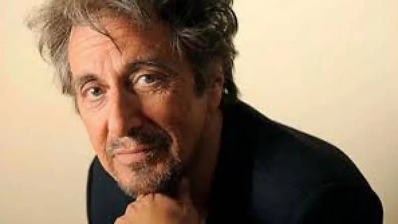 براثن الإفلاس تقترب من نجم الأوسكار "آل باتشينو"