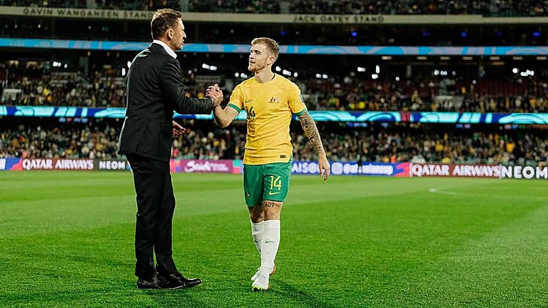 مدرب أستراليا يضم 4 لاعبين جدد لمواجهة الأخضر