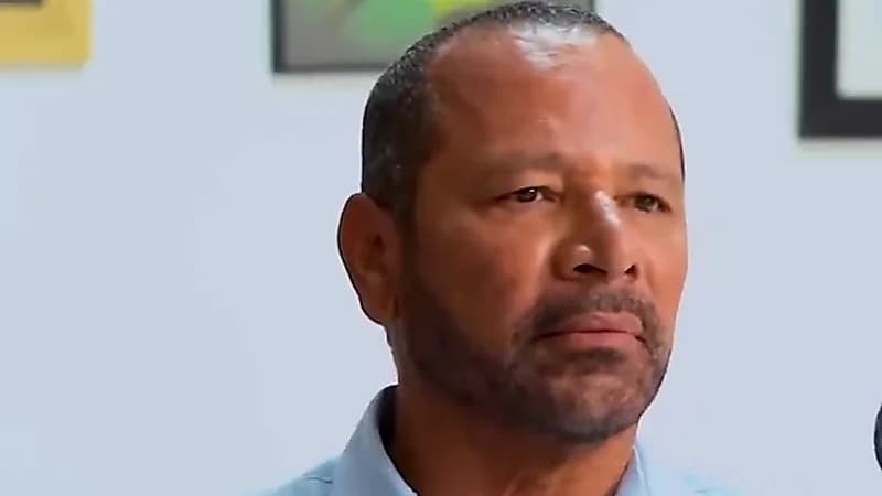 والد نيمار يكشف تفاصيل خروجه من برشلونة .. فيديو