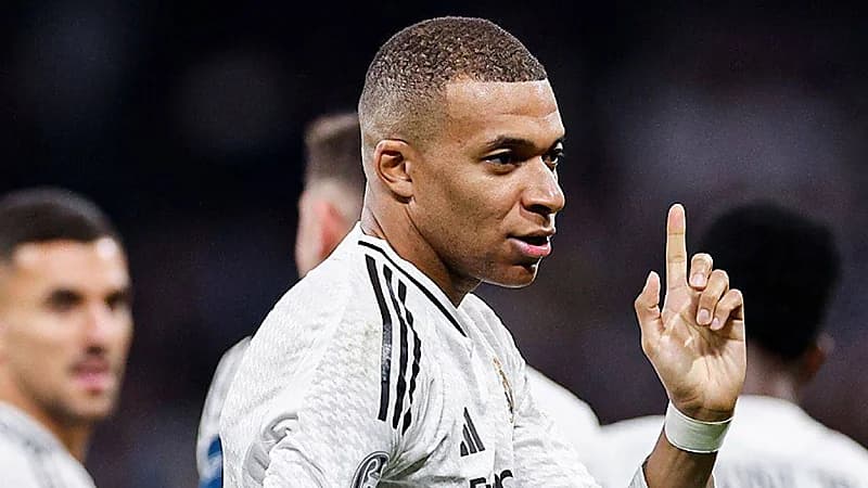 القيمة السوقية لأفضل 100 لاعب عالمي