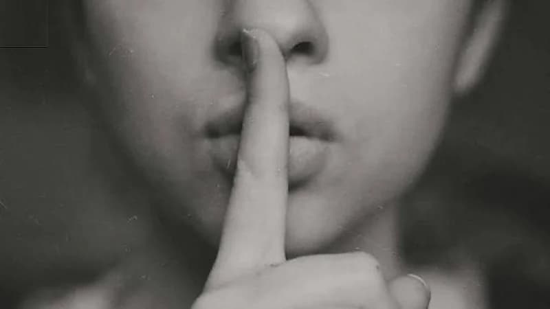 الفوزان: التعبير عن المشاعر ضرورة لتجنب الأمراض المزمنة .. فيديو