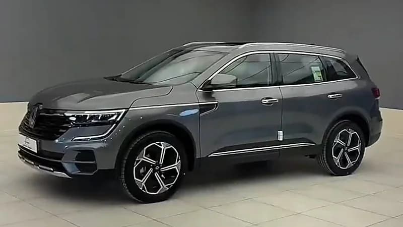 سعر ومواصفات سيارة رينو كوليوس 2025.. فيديو