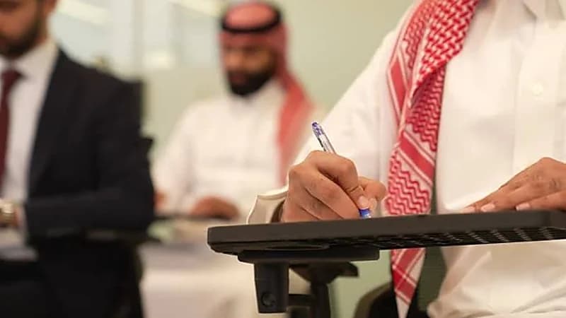 أخطاء شائعة في المقابلات الوظيفية.. أبرزها ذكر العائد المادي أولًا .. فيديو