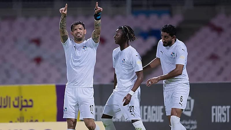 ليلة المجد في تبوك: نيوم يتوّج بطلاً لدوري يلو