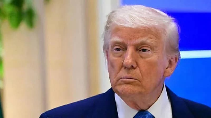 ترامب يهدد أوروبا بفرض رسوم جمركية بنسبة 50% على السلع الواردة من التكتل