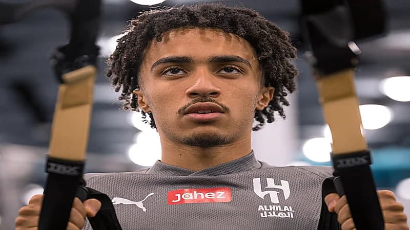 نيوم يعلن نهاية إعارة عبدالله الزيد