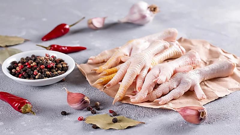 فوائد أرجل الدجاج: كنز الكولاجين للبشرة والقلب