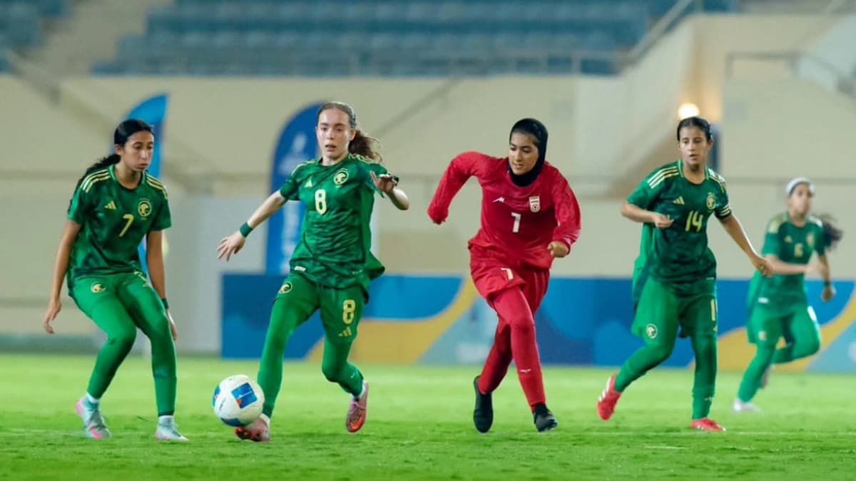 الأخضر للسيدات تحت 17 عامًا يبدأ تصفيات آسيا بالخسارة أمام إيران