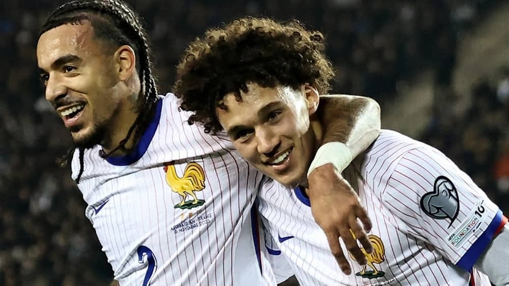 فرنسا تتخطى أذربيجان في تصفيات كأس العالم 2026