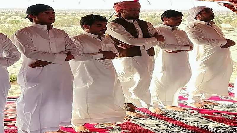 محمد رمضان يثير الجدل بظهوره بملابس بدوية أثناء الترويج لأغنيته الجديدة