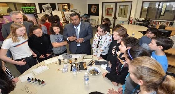 الإشادة بالملحقية الثقافية السعودية في كندا