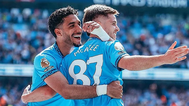 السيتي يتغلب على كريستال بالاس بخماسية