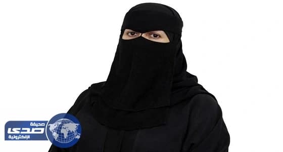 مواطنة تتخلى عن 37 عاما عمل مصرفي للتفرغ للخياطة في الشرقية