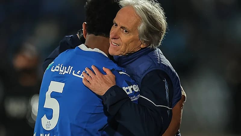 احتفالية علي البليهي مع جيسوس بعد هدفه .. فيديو