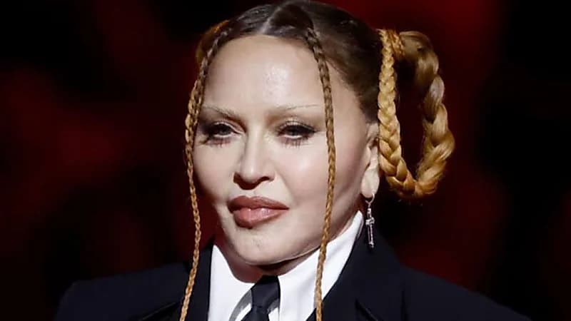  ملكة البوب مادونا تواعد لاعب كرة قدم يصغرها بـ37 عاما