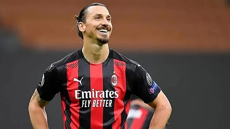 مدرب ميلان: إبراهيموفيتش قد يعود أمام نابولي