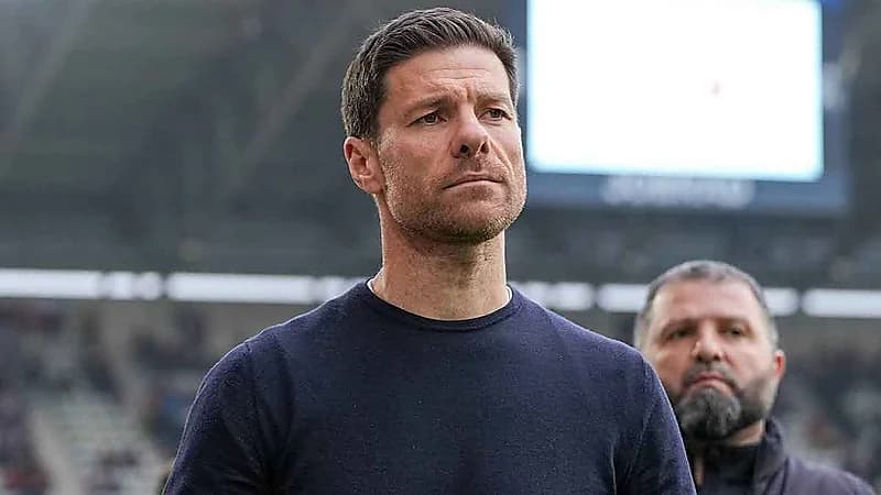 ألونسو يتلقى 3 ضربات موجعة قبل قيادة ريال مدريد