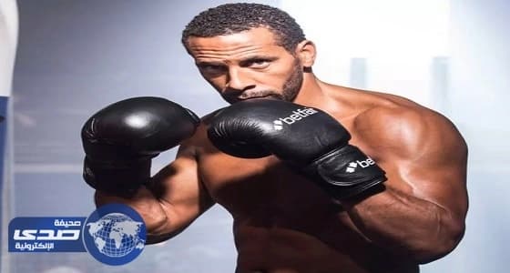 بالصور.. نجم المنتخب الإنجليزي ينتقل إلى رياضة الملاكمة