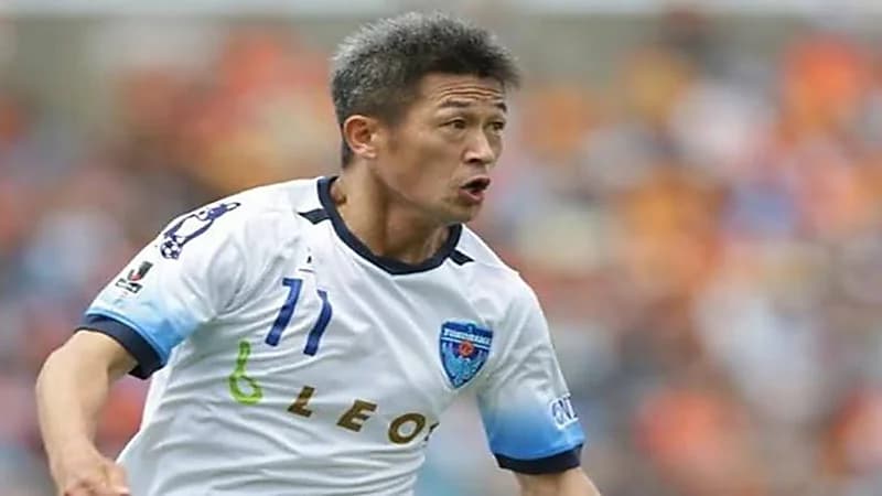 شاهد.. ميورا يسطر التاريخ في أوروبا