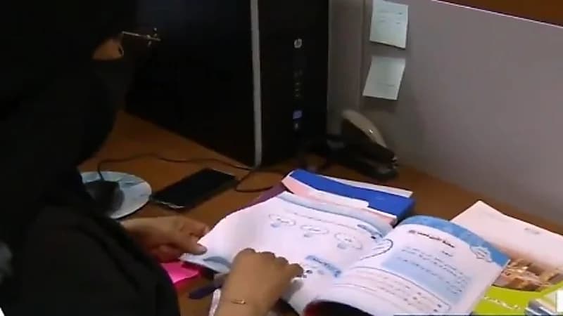 بالفيديو.. أستاذ تربوي: قرار منع الجوالات في المدارس سيحمي الطلبة وأسرهم من المساءلة القانونية