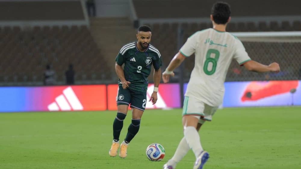 الأخضر يخسر ودية الجزائر ..صور