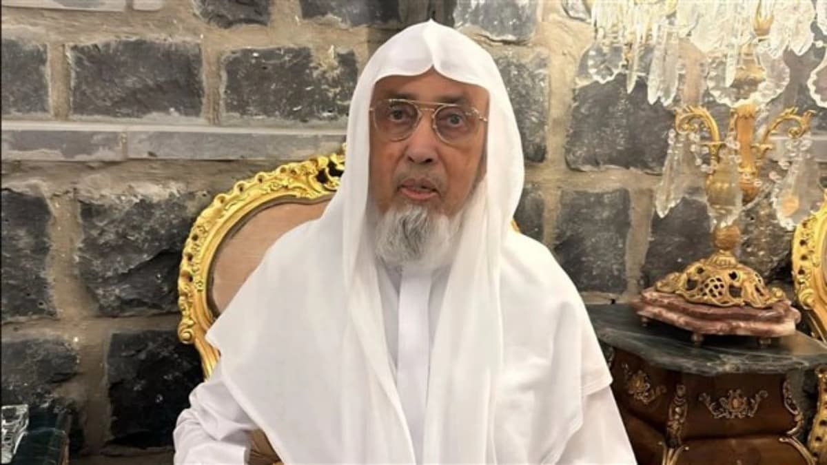 وفاة الشيخ بشير أحمد صديق شيخ القراء بالمسجد النبوي