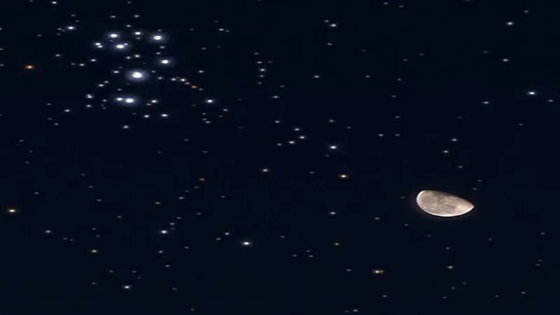 فلكية جدة: القمر الأحدب سيظهر الليلة