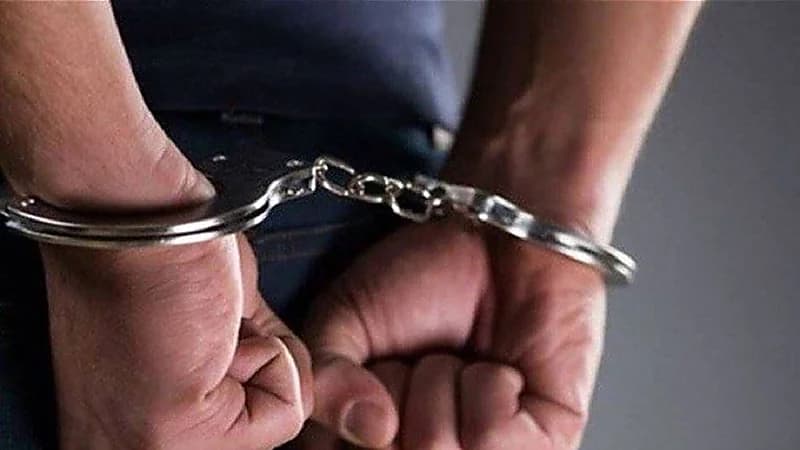 القبض على شاب خطف فتاة واغتصبها وتورط في جرائم أخرى