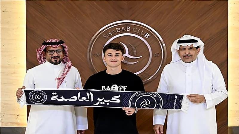 هيرنانديز ينضم رسميا لصفوف الشباب.. فيديو