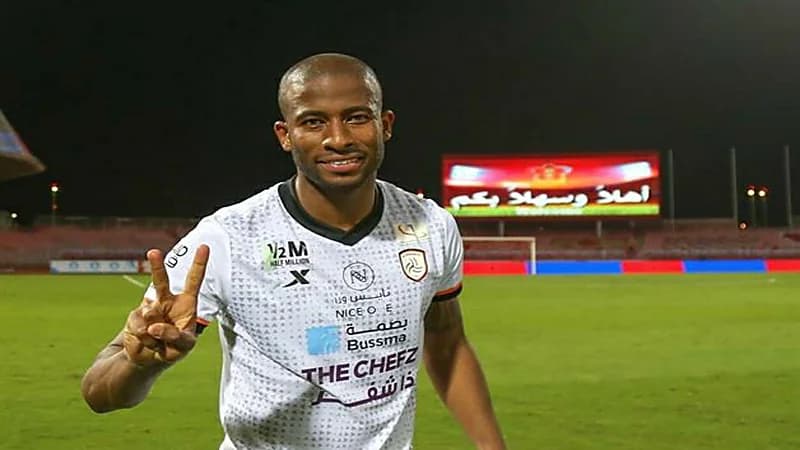 الشباب يكشف تطورات أزمة "سيبا" مع النادي