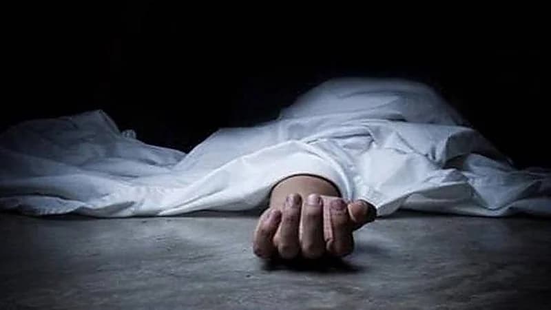 سيدة تتفاجئ بوفاة ابنها بعد لحظات من اكتشاف موت زوجها