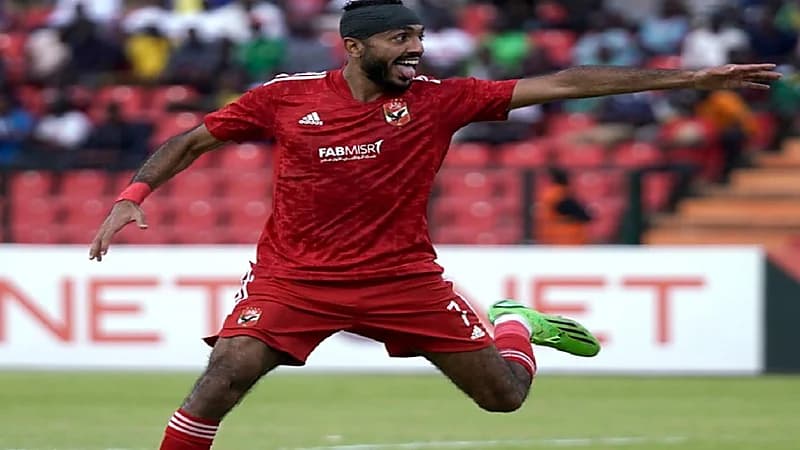 كهربا يقود الأهلي المصري لسحق القطن الكاميروني في أبطال إفريقيا