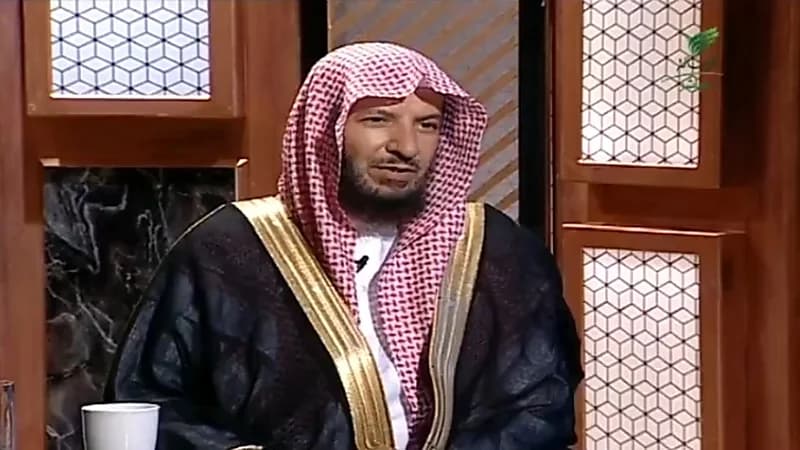 بالفيديو.. «الشثري» يوضح حكم أخذ إكرامية على عمل قام به الشخص