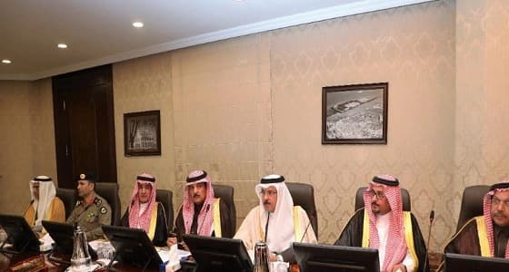 بالصور.. أمير الشرقية يترأس اجتماع " السلامة المرورية "