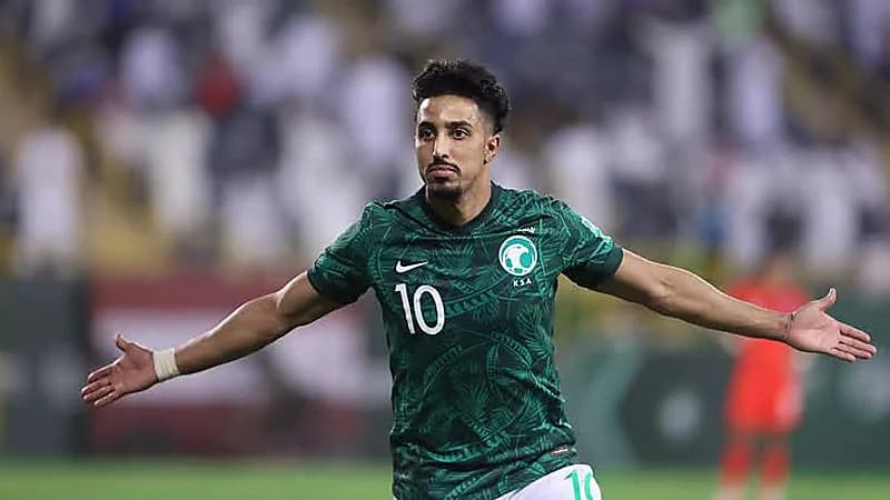 فارس الفزي: لا يوجد لاعب في المنتخب غيابه مؤثر مثل سالم الدوسري .. فيديو