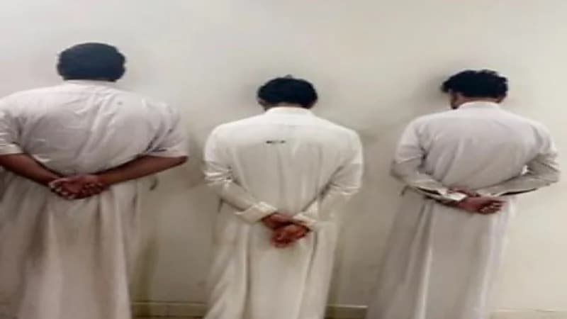 ضبط 3 أشخاص سرقوا كيابل محولات كهربائية في الشرقية