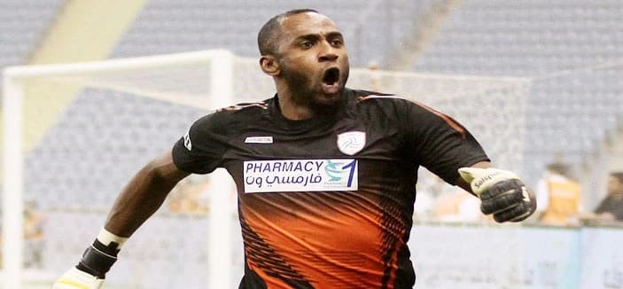 الهلال ينافس النصر لضم وليد عبد الله