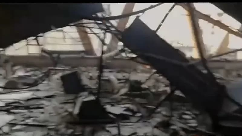 موقف محرج لمذيع إيراني يشعل منصات التواصل الاجتماعي.. فيديو